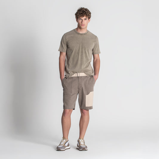 T-SHIRT LARRY