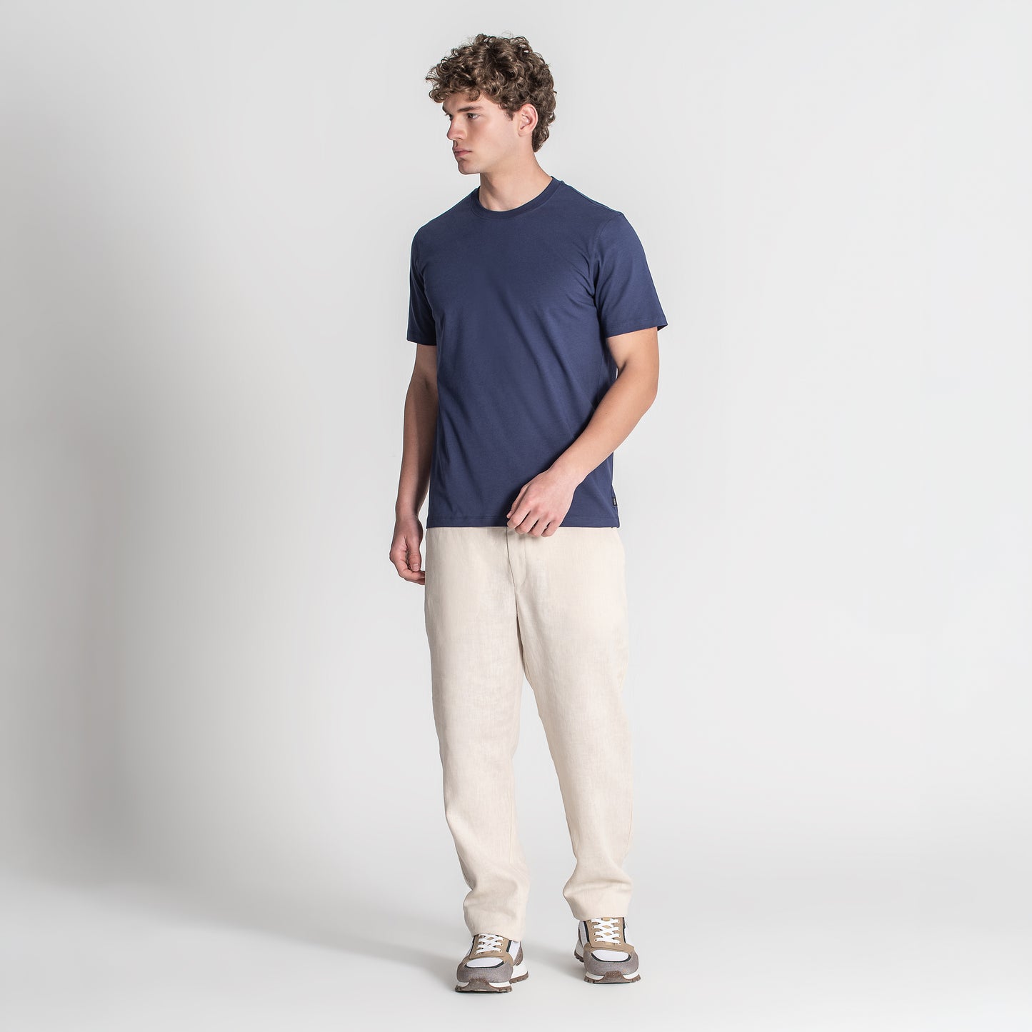 T-SHIRT LEO