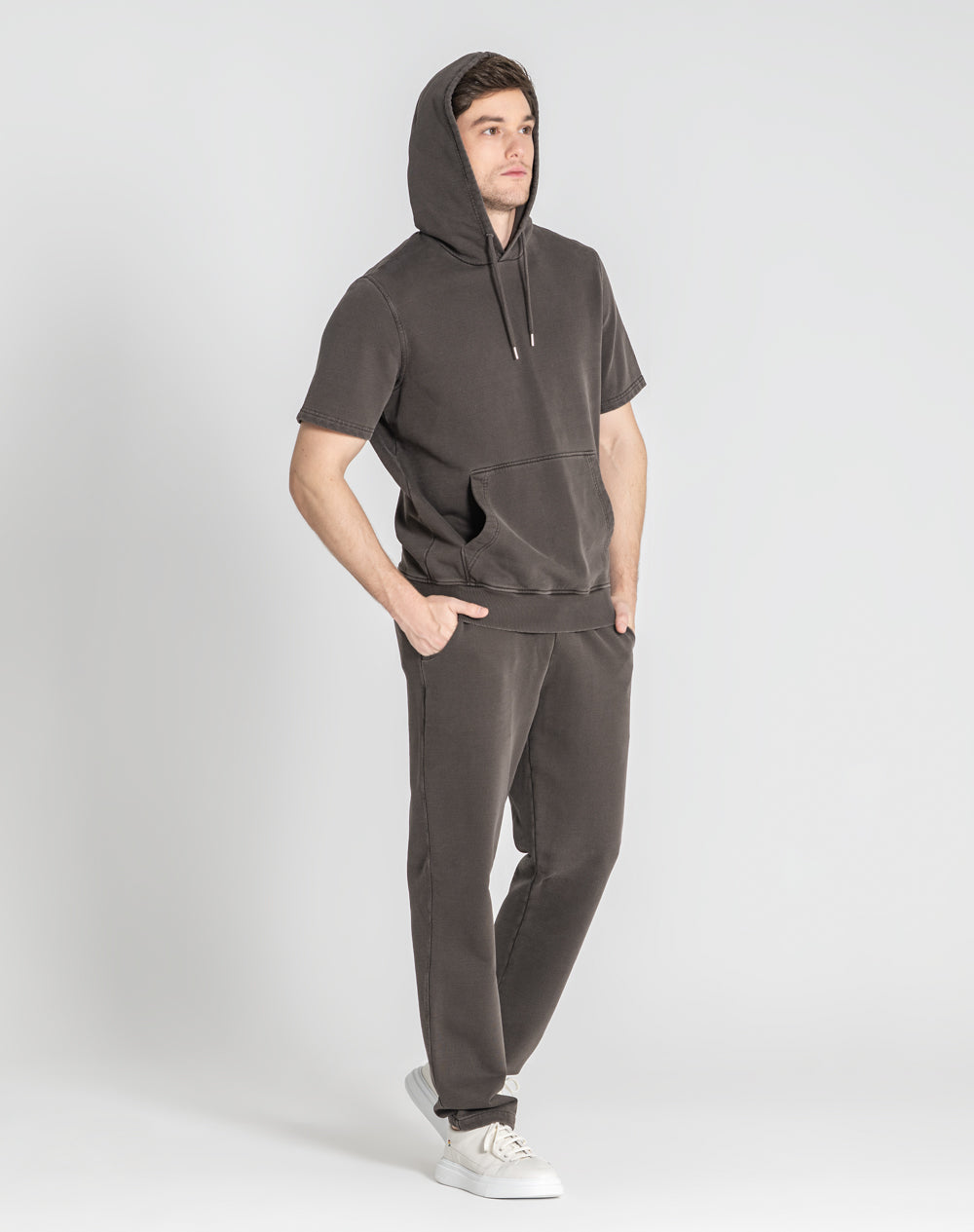 T-SHIRT DE CAPUZ NIRAJ