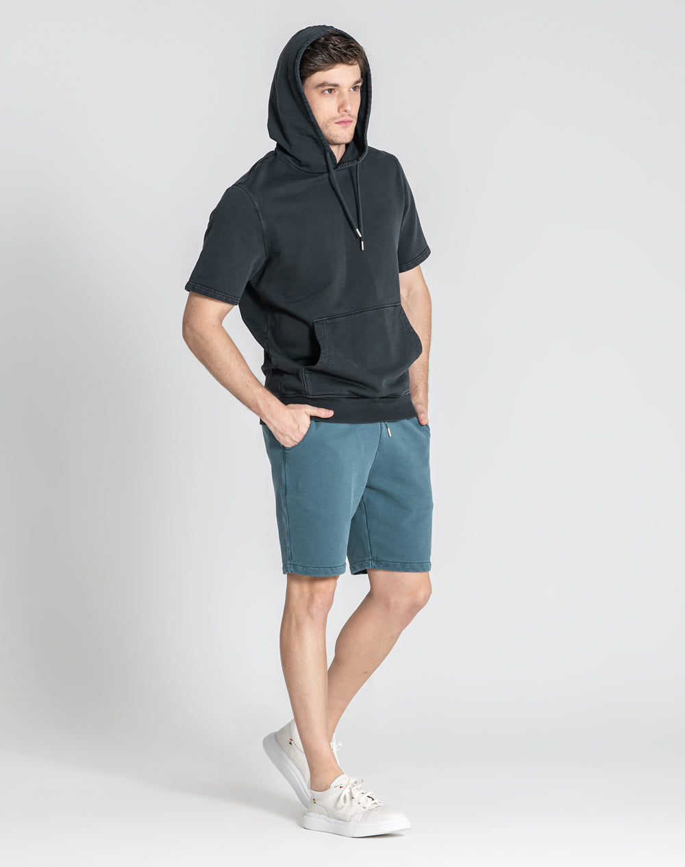 T-SHIRT DE CAPUZ NIRAJ